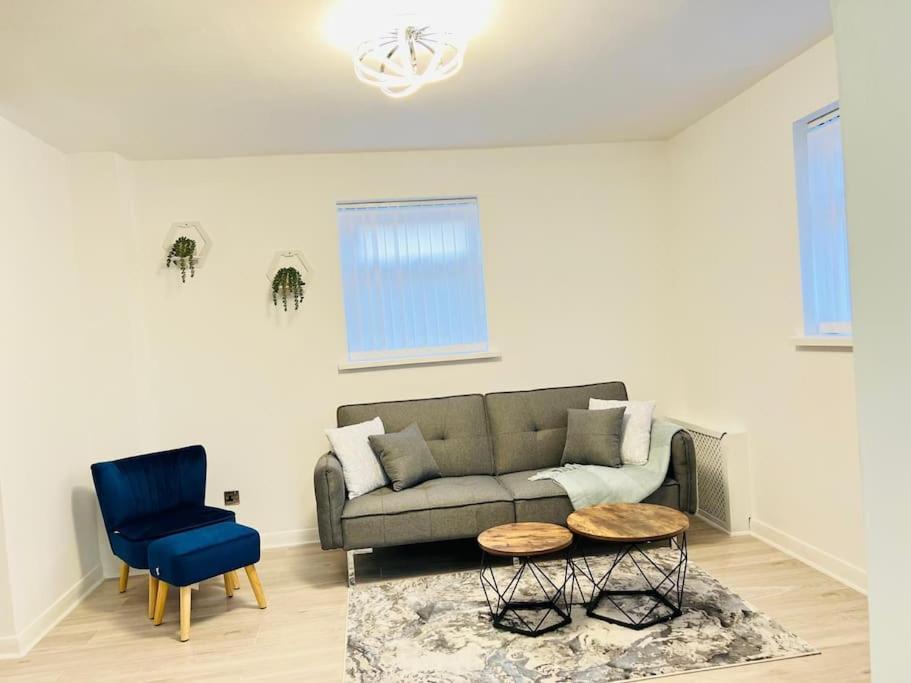 New Fully Furnished Cosy Home Balderton ภายนอก รูปภาพ