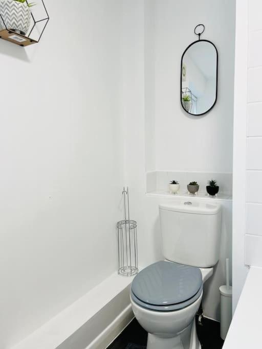 New Fully Furnished Cosy Home Balderton ภายนอก รูปภาพ